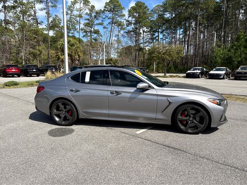 Used 2021 Genesis G70 3.3T w/ Sport Package image 32