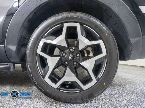 Used 2023 Hyundai Santa Cruz Limited AWD/4WD image 47