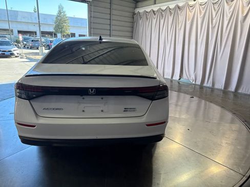 Used 2024 Honda Accord Sport image 6