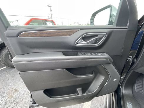 Certified 2021 Chevrolet Suburban Premier w/ Premium Package RWD image 23