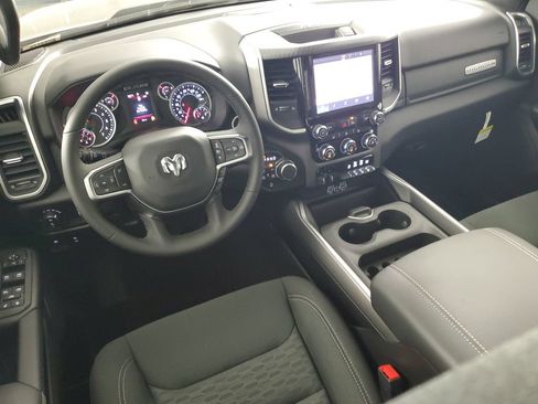 New 2026 RAM 1500 4x4 Crew Cab image 15