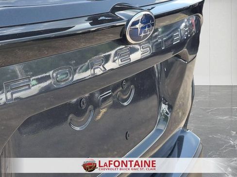 Used 2025 Subaru Forester Premium AWD/4WD image 10