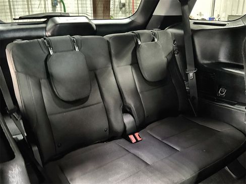 Used 2022 Ford Explorer XLT image 29