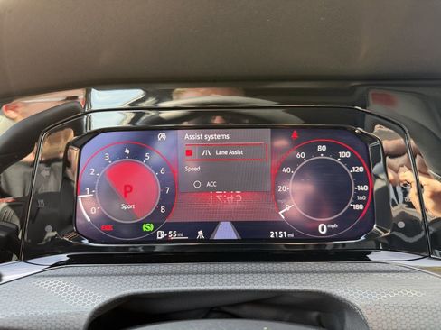 Used 2024 Volkswagen GTI SE w/ SE Leather Seats Package image 18