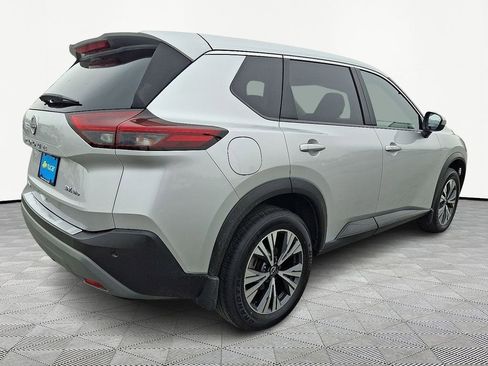 Used 2023 Nissan Rogue SV image 7