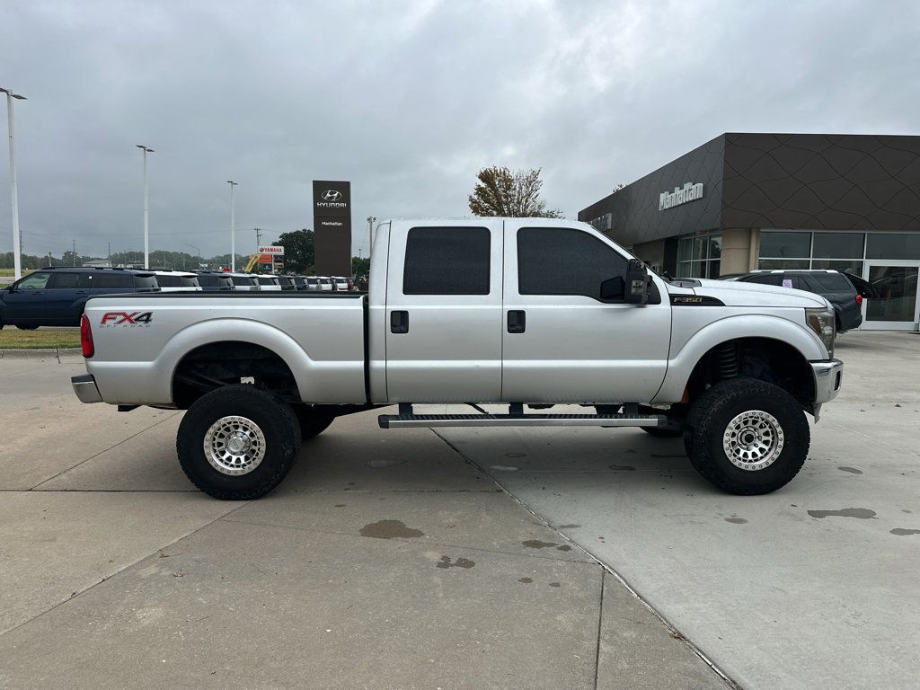 Used 2013 Ford F250 XLT w/ Chrome Pkg AWD/4WD image 13