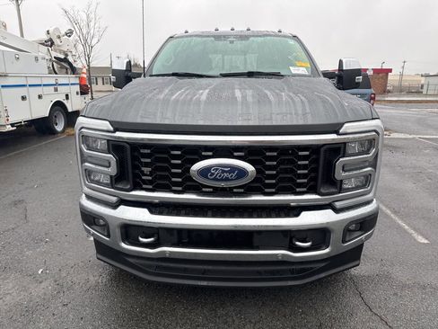 Used 2023 Ford F350 Lariat w/ Lariat Ultimate Package image 2