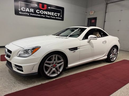 Used 2016 Mercedes-Benz SLK 350 image 47