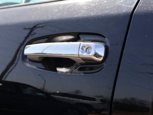 Used 2011 Toyota 4Runner SR5 image 65