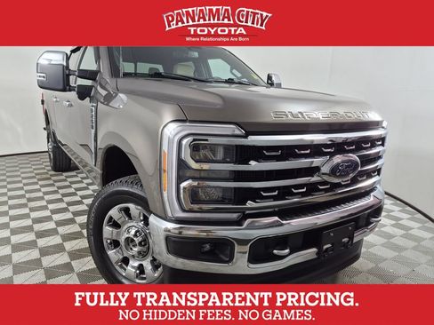 Used 2023 Ford F250 Lariat w/ Chrome Package AWD/4WD image 1