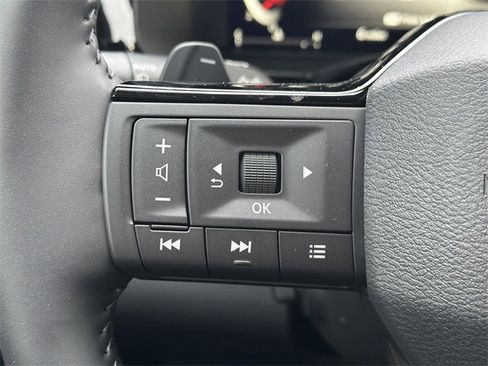 New 2026 Nissan Pathfinder Platinum image 20