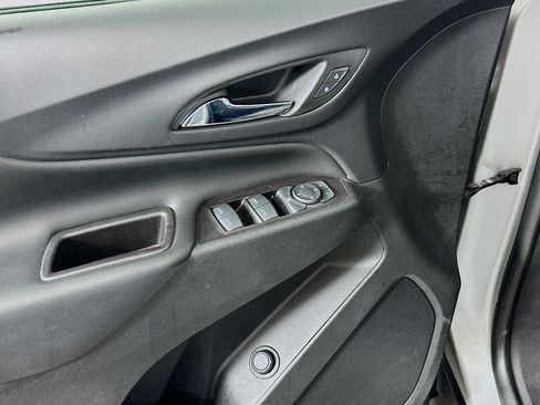 Used 2019 Chevrolet Equinox LT FWD image 15