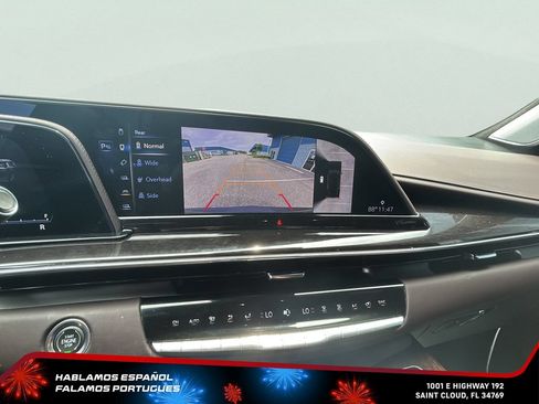 Certified 2024 Cadillac Escalade ESV Sport Platinum AWD/4WD image 19