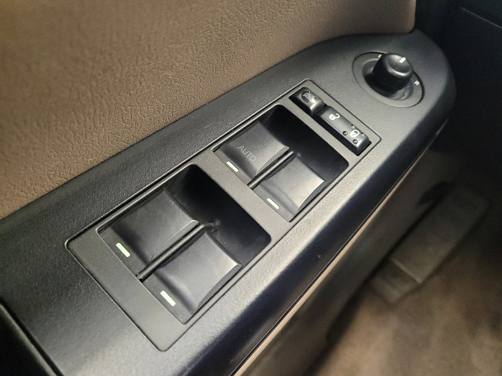 Used 2017 Jeep Patriot High Altitude AWD/4WD image 27