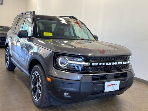 New 2025 Ford Bronco Sport Outer Banks w/ Outer Banks Tech Package+ image 2