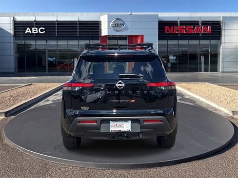 New 2025 Nissan Pathfinder Rock Creek image 6