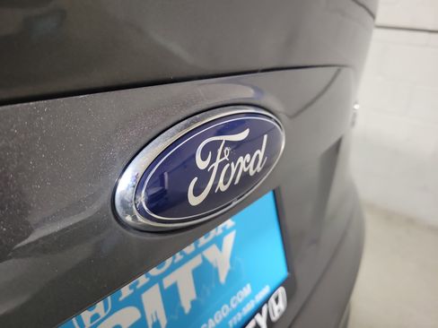 Used 2013 Ford Escape SE w/ Class II Trailer Tow Pkg image 6