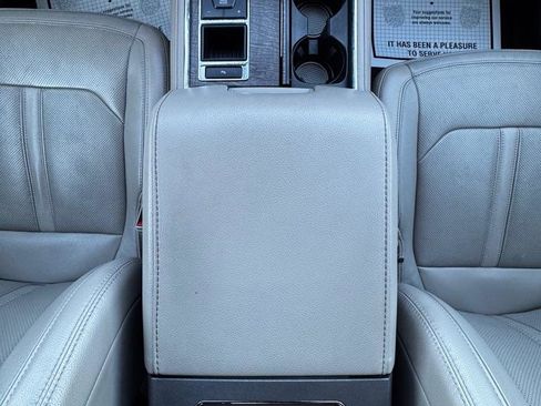 Used 2020 Ford Expedition Max Limited image 26