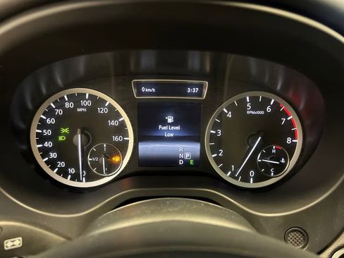 Used 2018 INFINITI QX30 Premium w/ Navigation Package AWD/4WD image 22