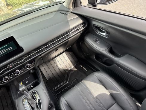 Used 2024 Honda HR-V EX-L image 15