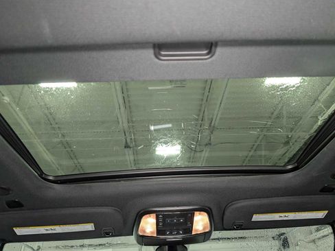 Used 2019 Jeep Grand Cherokee Trailhawk image 17