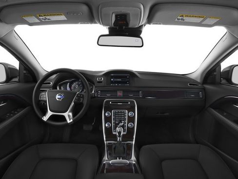 Used 2016 Volvo XC70 T5 Platinum w/ Protection Package AWD/4WD image 7
