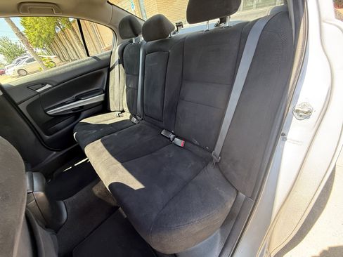 Used 2009 Honda Accord EX image 10