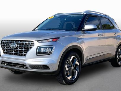 Used 2024 Hyundai Venue SEL