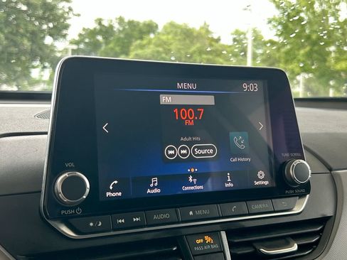 Used 2024 Nissan Altima 2.5 SR FWD image 20