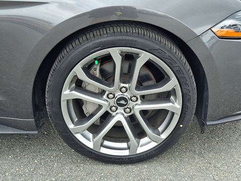 Used 2018 Ford Mustang GT Premium RWD image 8