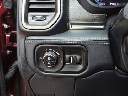 Used 2023 RAM 2500 Limited image 30