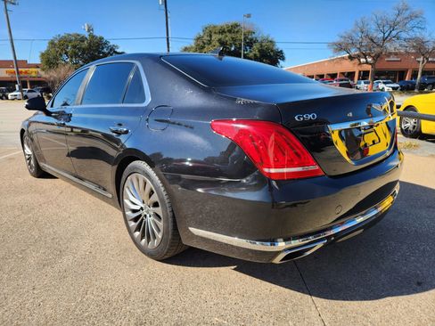 Used 2019 Genesis G90 5.0 Ultimate image 2