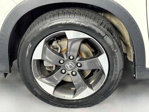 Certified 2018 Honda HR-V EX image 30