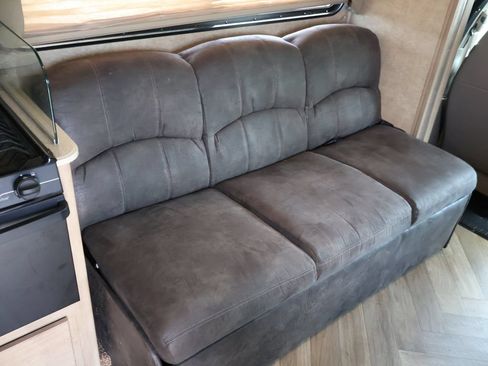 Used 2015 Chevrolet Express 4500 w/ RV Package RWD image 32
