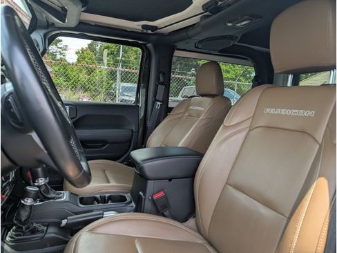 Used 2021 Jeep Wrangler Rubicon AWD/4WD image 11