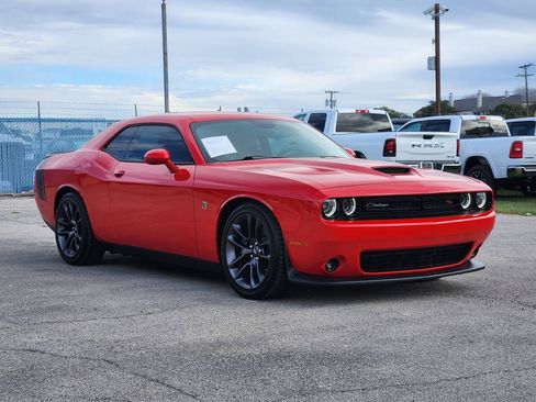Used 2023 Dodge Challenger R/T Scat Pack w/ Plus Package image 3