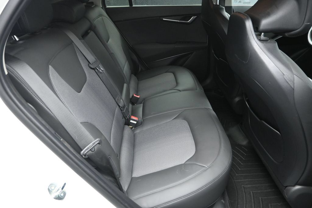 Certified 2024 Kia Niro Wind w/ Wind Preserve Package FWD image 36