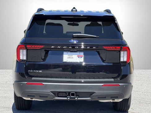 New 2026 Ford Explorer Active image 23