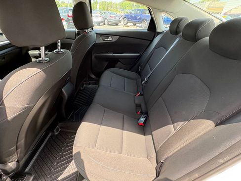 Used 2021 Kia Forte LXS FWD image 11