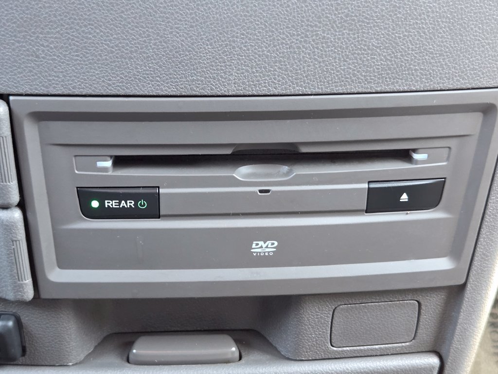 Used 2016 Honda Odyssey SE image 11
