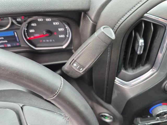 Used 2022 Chevrolet Silverado 1500 LT AWD/4WD image 14