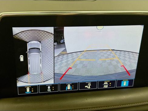 Used 2021 Chevrolet Tahoe High Country image 17