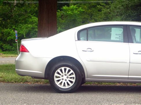 Used 2007 Buick Lucerne CX FWD image 21