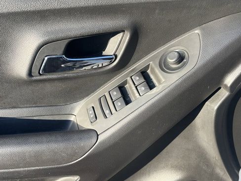 Used 2017 Chevrolet Trax LS image 11