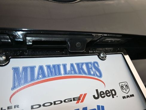 Used 2021 Volkswagen Tiguan SE R-Line image 39