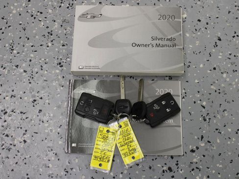 Used 2020 Chevrolet Silverado 1500 Custom w/ Custom Value Package image 83