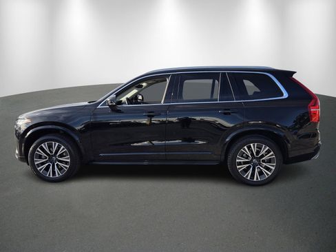 Used 2021 Volvo XC90 T6 Momentum w/ Protection Package Premier image 4