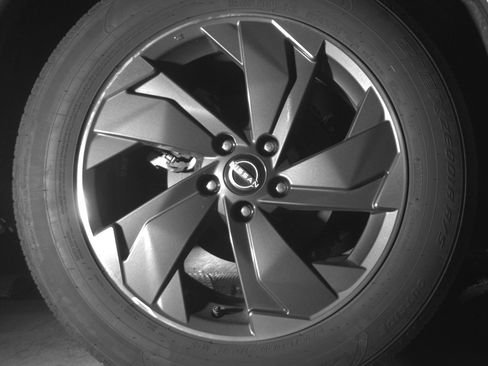 Used 2025 Nissan Rogue SV image 15