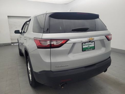 Used 2020 Chevrolet Traverse LS w/ LPO, Cargo Package FWD image 5