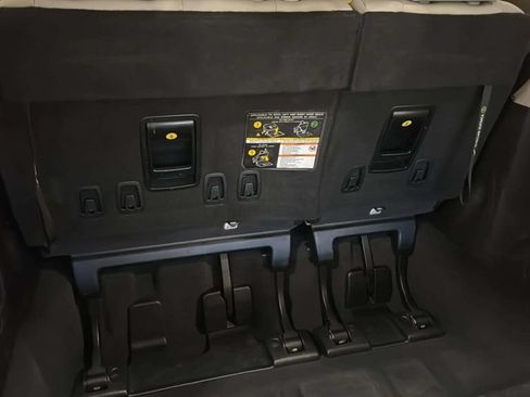 Used 2020 Toyota Sienna Limited Premium AWD/4WD image 8